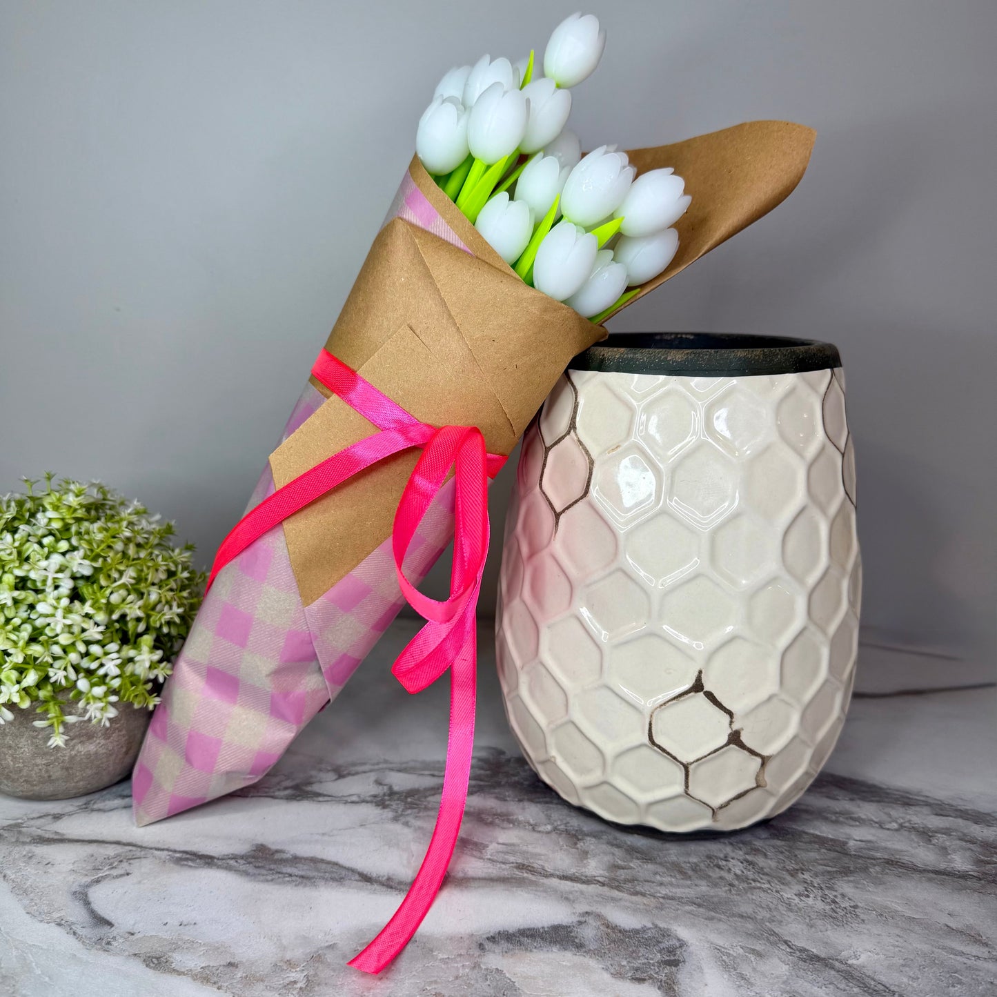 Tulip Bouquet Bundled Set