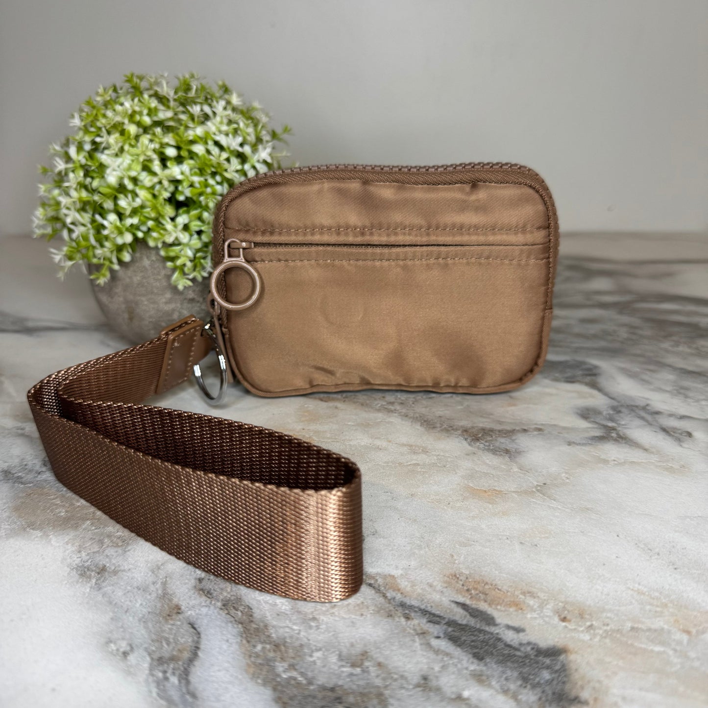 Rue - Nylon Wristlet Wallet - Solid